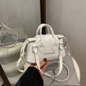 Simple bucket bag with fashion trend; new spring 2025 design for women; leisurely and textured single shoulder bag with cross-body