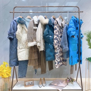 2024Withdrawal of brand discount women's miscellaneous tail clearance wholesale first-hand live source down jacket thirteen rows of clothing