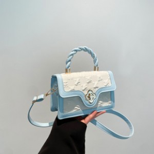 Ladies bag 2025 new popular small square bag spring fashion simple shoulder bag handheld crossbody small bag exquisite
